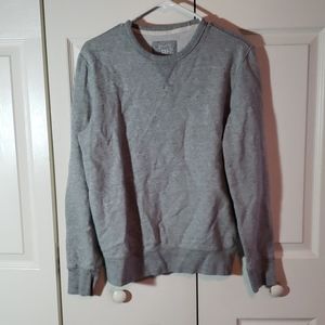 Grey gap sweater